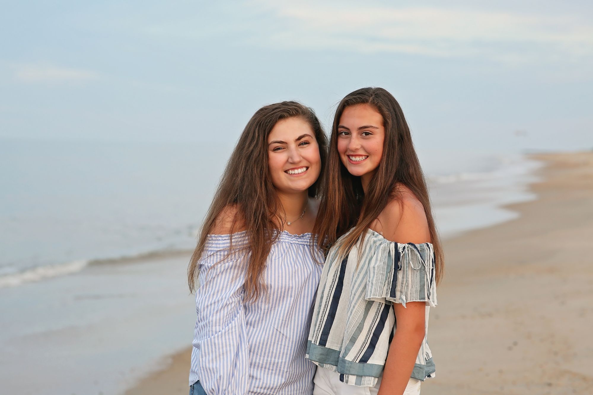 JO-teens-79 girls smiling